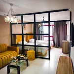 Nouveau Appartement Au Plein Centre Ville En Face Hilton & La Gare De Train Tgv M2