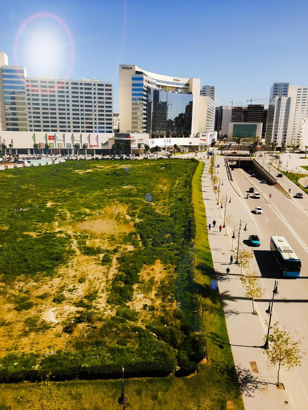 Nouveau Au Plein Centre En Face Hilton & La Gare De Train Tgv M2 Tánger